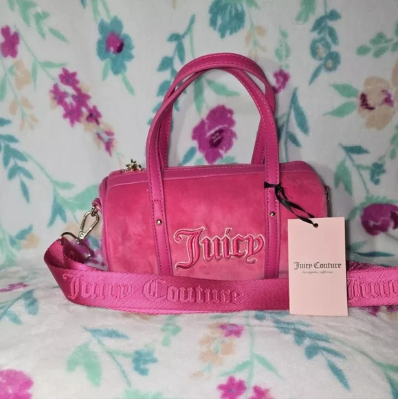 Juicy Couture Mini Barrel Bag Queen Of Everything Pink Terry Free Love Barbie E5 - Picture 2 of 11